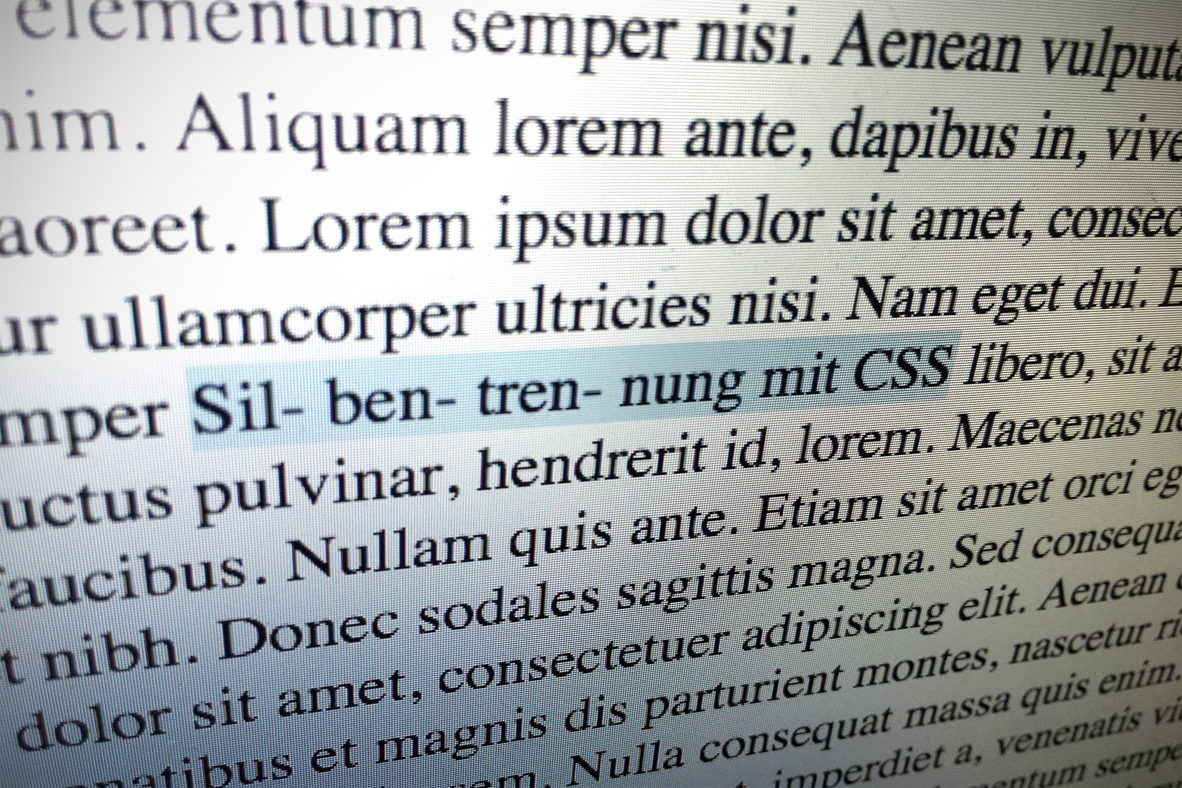 Silbentrennung mit CSS Zeilenumbruch mit Hyphens regeln cpu20.de
